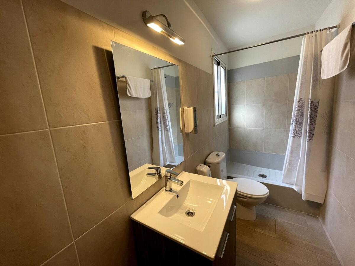 Unik Vacation Mediona Villa Tarragona Luaran gambar